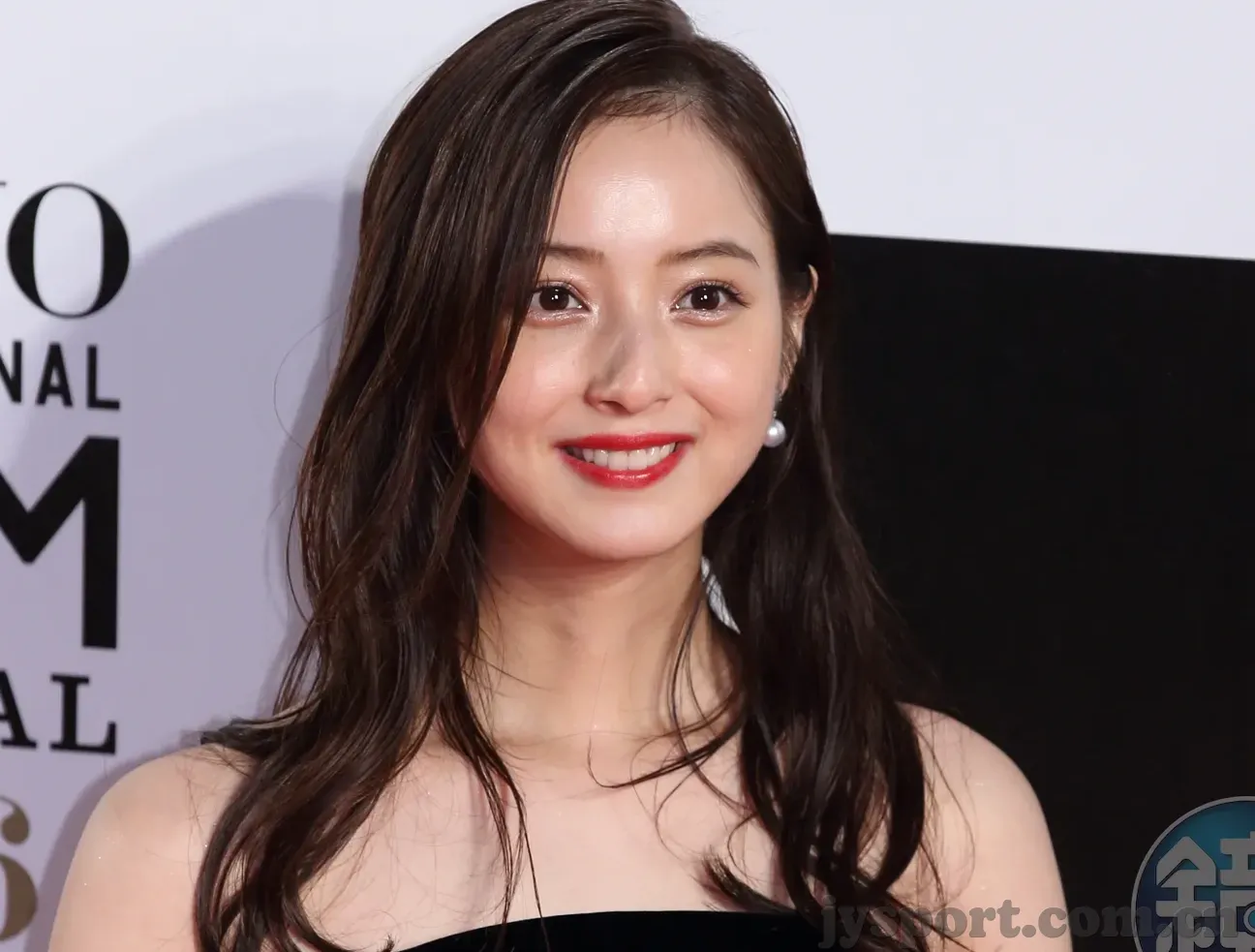 足球比分彩票哪里买-足球比分彩票购买需谨慎，合法合规是关键